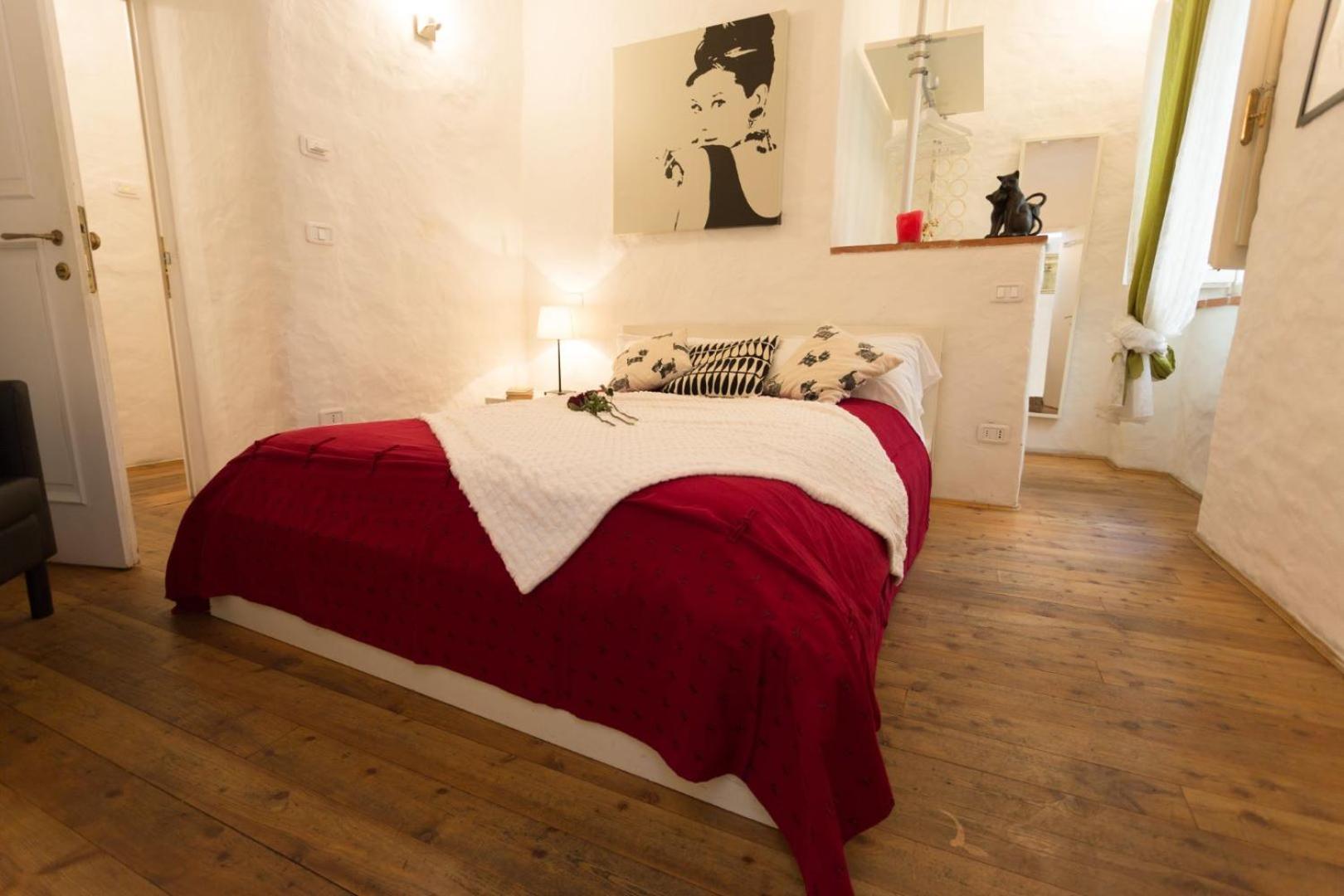 Double Room,1404949280:JPEG