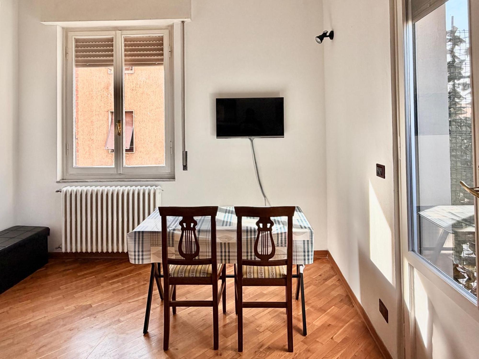 Double or Twin Room Kitchenette