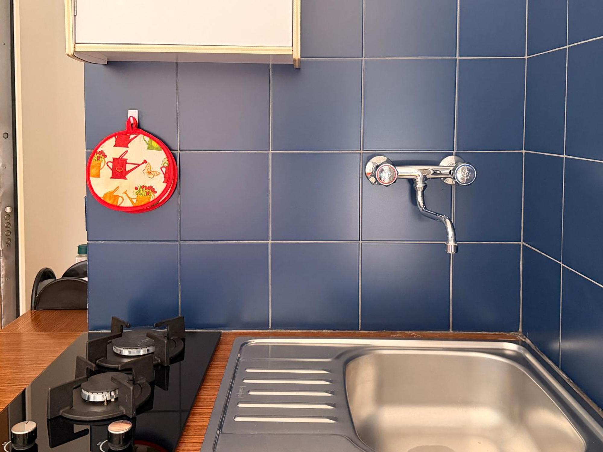 Double or Twin Room Kitchenette